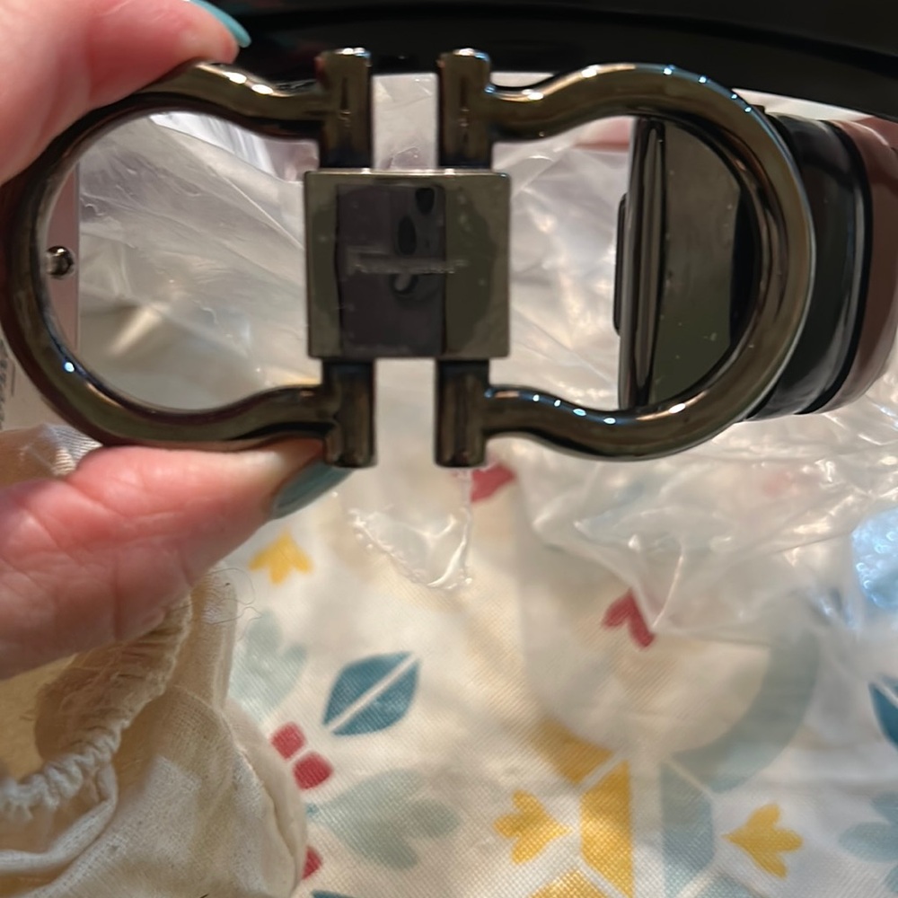 NWT  Ferragamo belt  adjustable reversible